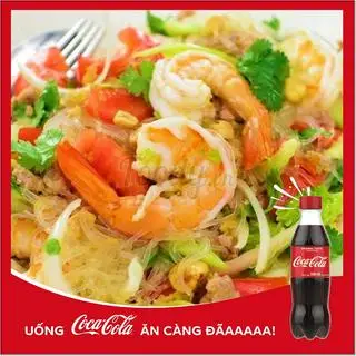 Hình ảnh Mì xào thập cẩm + coca