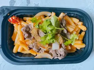 Hình ảnh Nui xào bò