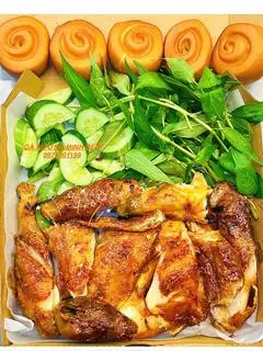 Hình ảnh 1/2 CON GÀ BÁNH BAO 