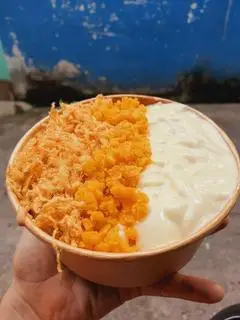 Hình ảnh Bông lan thố trứng muối sốt phô mai (Size M)