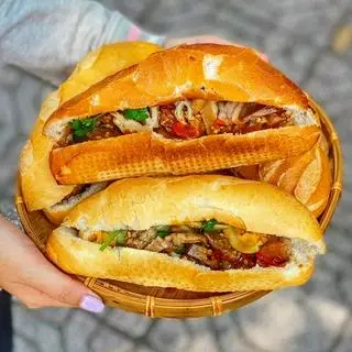Hình ảnh Bánh mì phá lấu