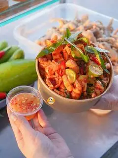 Hình ảnh Chân gà sốt Thái - phần vừa