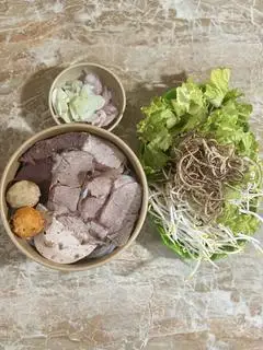 Hình ảnh Bún Bò Huế Không Móng Giò