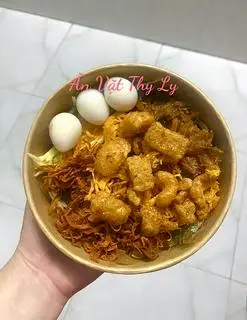 Hình ảnh Bánh Tráng Trộn Tóp Mỡ Full Topping