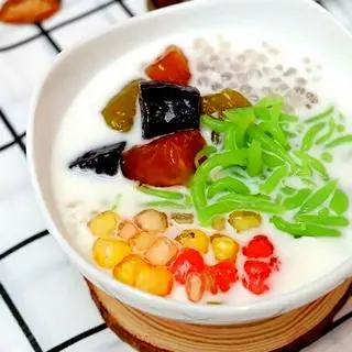 Hình ảnh Chè thái khoai dẻo sương sa