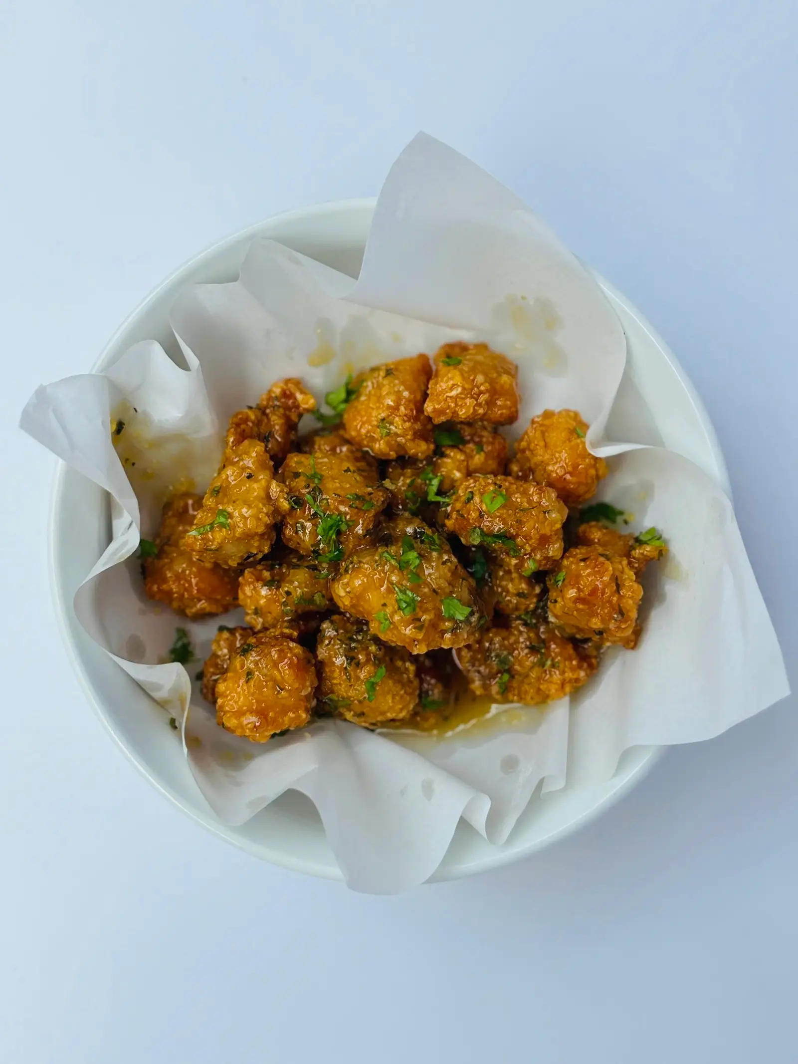 Hình ảnh Chicken Popcorn Xốt Bơ Tỏi Mật Ong