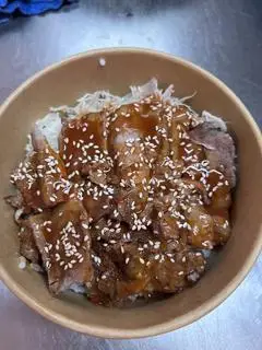 Hình ảnh CƠM BÒ NƯỚNG