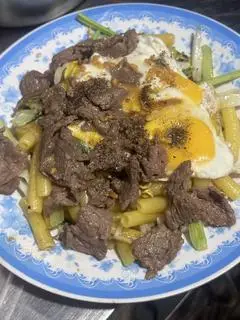 Hình ảnh Nui xào bò trứng