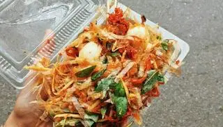 Hình ảnh Bánh trắng trộn 