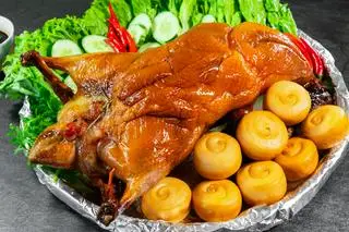 Hình ảnh Vịt quay Bắc Kinh nguyên con