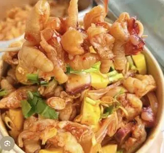 Hình ảnh CHÂN GÀ RÚT XƯƠNG SỐT THÁI ( size Đại)