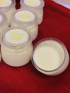 Hình ảnh Combo 10 Tặng 1 Sữa Chua Nguyên Kem 