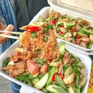 Hình ảnh Tré Trộn Đặc Biệt - 2 Bịch Bánh Phồng Tôm