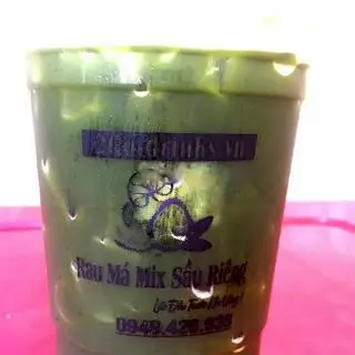 Hình ảnh Rau má sầu riêng Ly Khổng Lồ