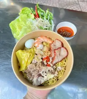Hình ảnh Mì tươi thập cẩm