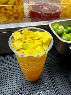 Hình ảnh Trà Xoài Chanh Dây