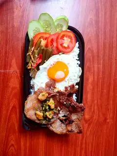 Hình ảnh Cơm tấm sườn ốp la