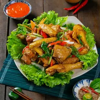 Hình ảnh Gà Chiên Mắm Tỏi
