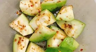 Hình ảnh Ổi lắc muối tôm Tây Ninh 