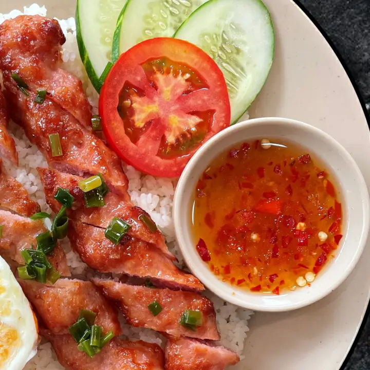 Hình ảnh CƠM Nem Nướng Nha Trang-Thơm Ngon Tròn Vị
