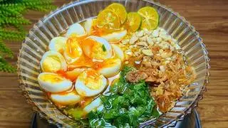 Hình ảnh Bánh tráng chấm trứng lòng đào