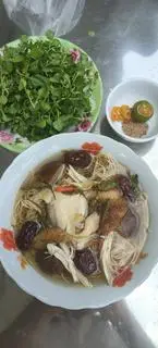 Hình ảnh Mì gà tiềm ớt hiểm