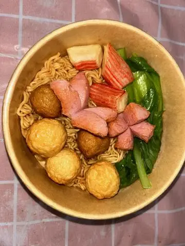 Hình ảnh Mì Trộn Viên Chiên