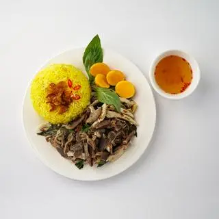 Hình ảnh Cơm Gà Hội An Lòng Gà + Trứng Non