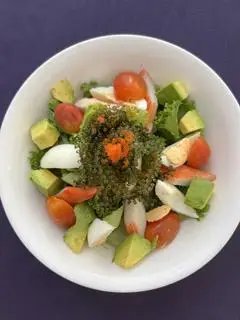 Hình ảnh Salad thập Cẩm thanh mát kèm sốt
