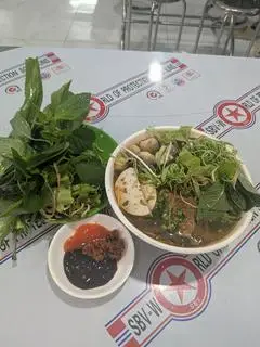 Hình ảnh Bún bò Huế chay