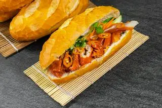 Hình ảnh Bánh mì phá lấu