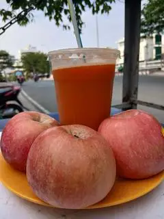 Hình ảnh Nước ép táo cà rốt