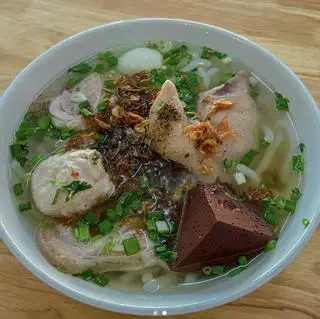 Hình ảnh Tô móng heo