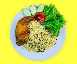 Hình ảnh Cơm chiên đùi gà góc tư