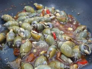 Hình ảnh Ốc cà na xào me