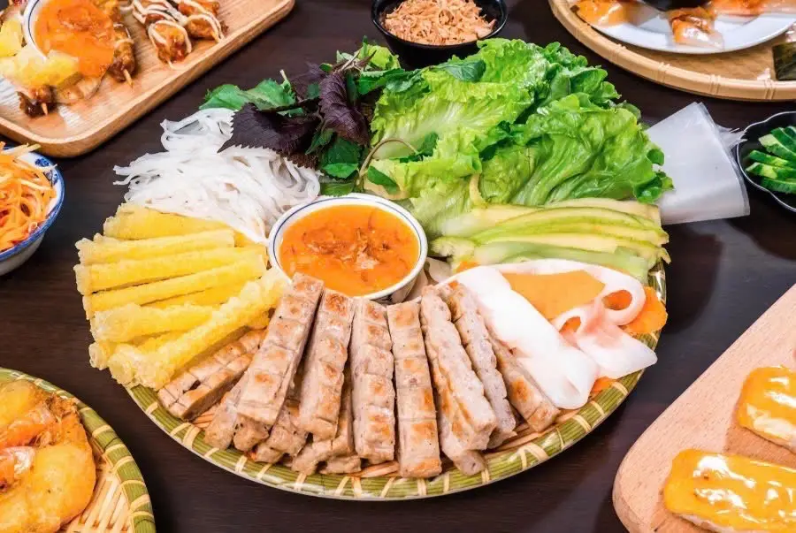 Hình ảnh Nem nướng đầy đủ