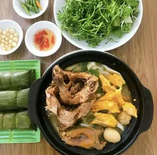 Hình ảnh Đặc biệt : bánh canh đầu lòng thịt
