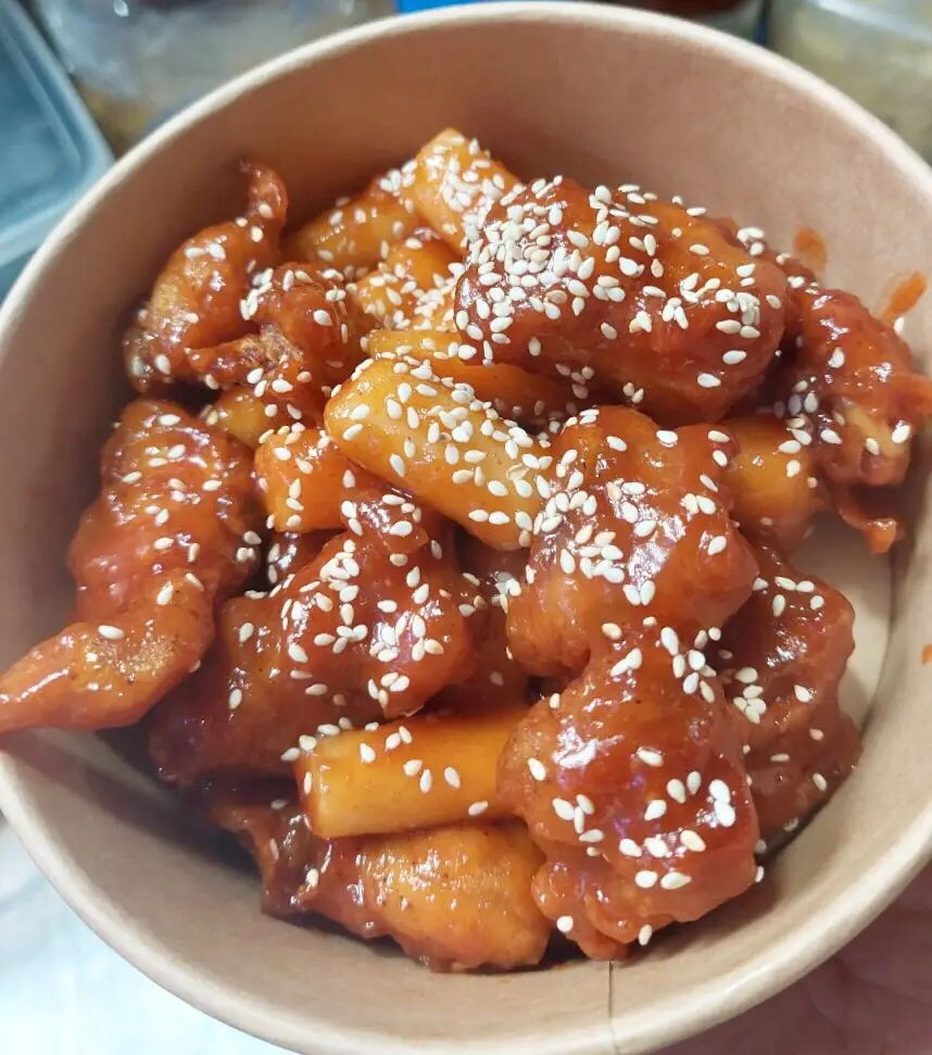 Hình ảnh Gà tokbokki cay