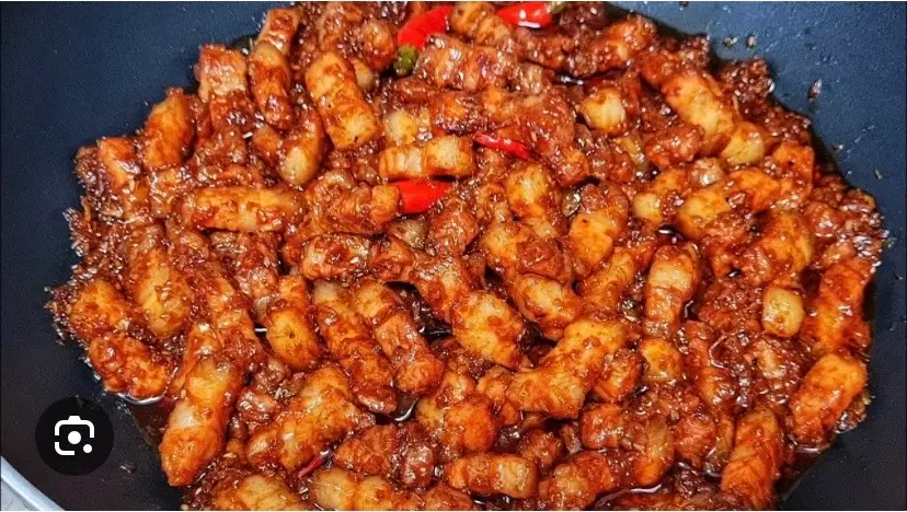 Hình ảnh Cơm mắm ruốc xào thịt