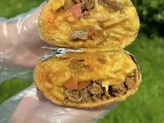 Hình ảnh Tacos Đặc Biệt Siêu Hải Sản