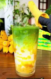 Hình ảnh Matcha latte sữa chuối