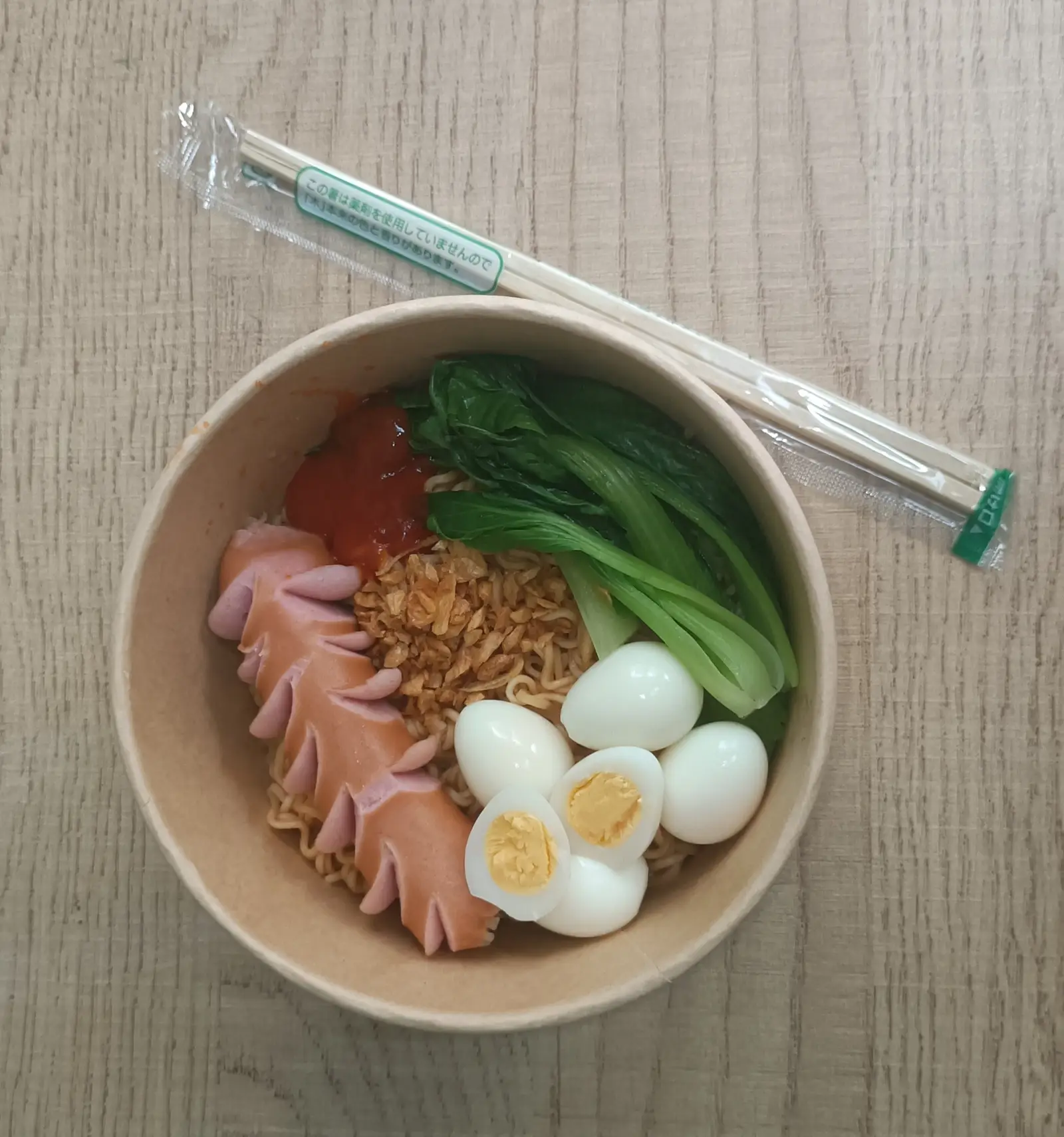 Hình ảnh Mì trộn xúc xích