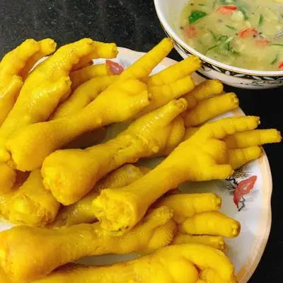 Hình ảnh chân gà và nước chấm 5 cái