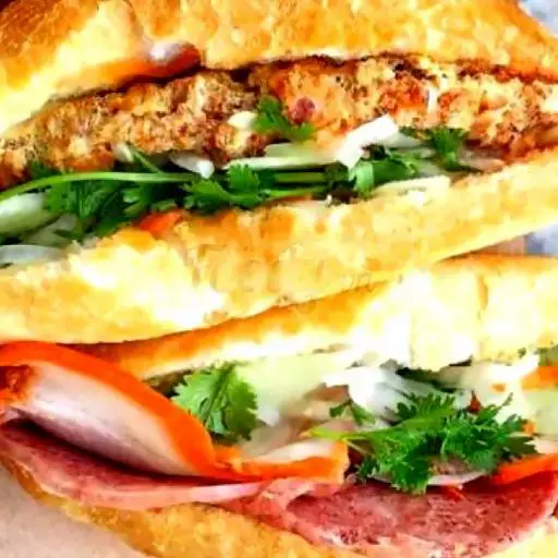 Hình ảnh Bánh Mì Trứng Chả