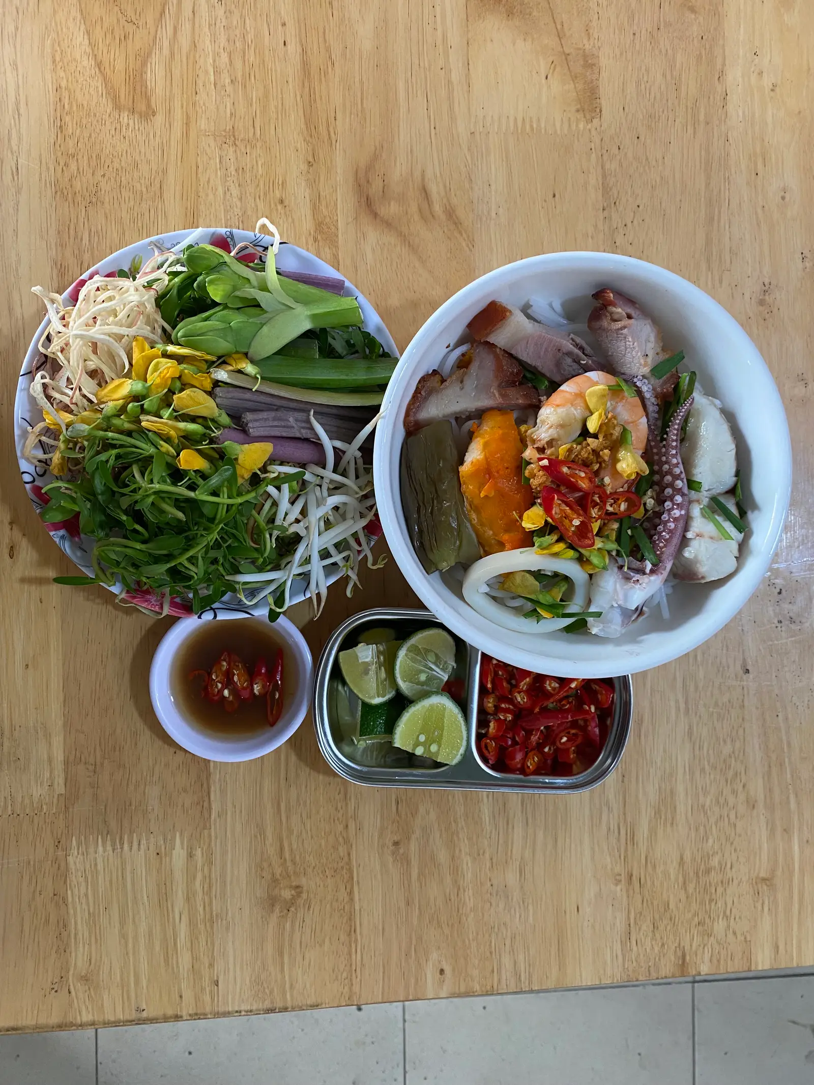 Hình ảnh Bún mắm