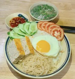 Hình ảnh Cơm Tấm Bì Chả Trứng