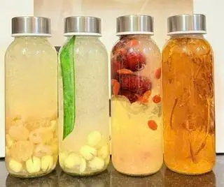 Hình ảnh Chai 300ml Yến Việt chưng tươi