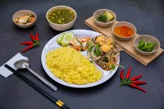 Hình ảnh cơm lòng trứng non