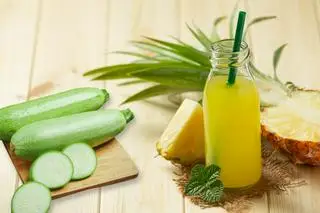 Hình ảnh Nước ép thơm - bí đao