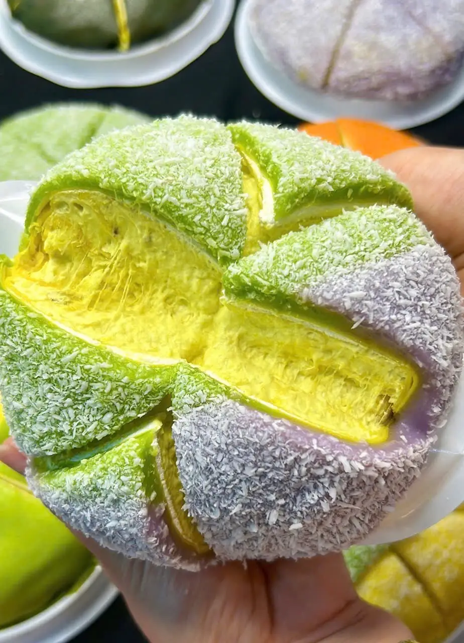 Hình ảnh Bánh Crepe Vị Phú sĩ Mix 2 vị 14CM